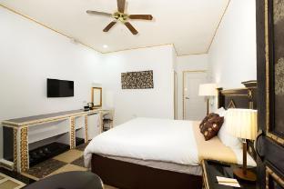 Olle Hotel Mabalacat Exterior photo