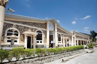 Olle Hotel Mabalacat Exterior photo